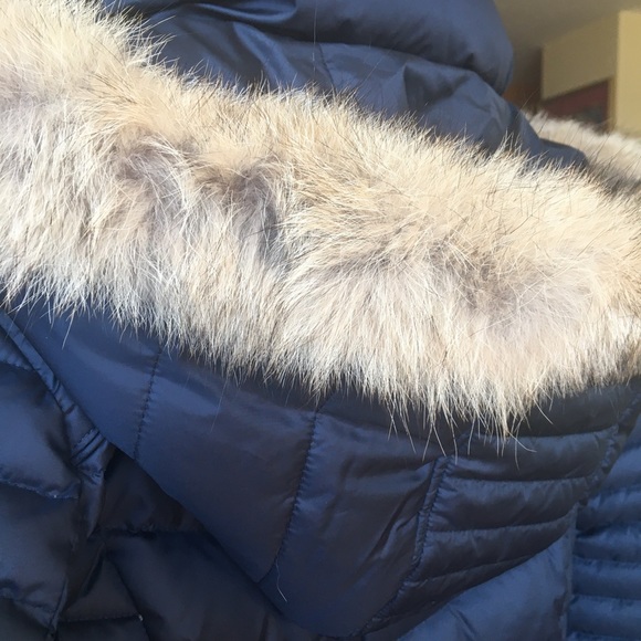 **SOLD**EUC Andrew Marc Blue Winter Coat Women’s Size Large - Picture 8 of 8